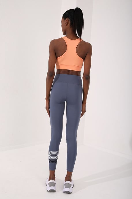 Sleeveless Cropped Fitted Sports Top - Image 5
