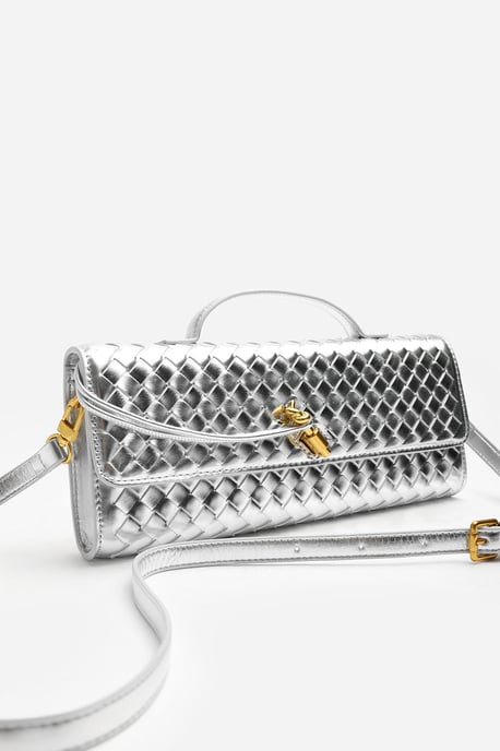 Wheres That From Womens Petal Envelope Style Woven Clutch Bag - Image 2