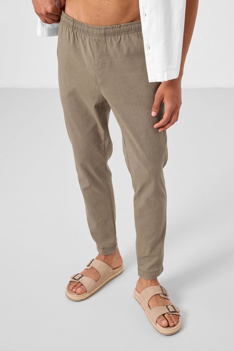 Men's Straight-leg Gabardine Chinos - Image 4