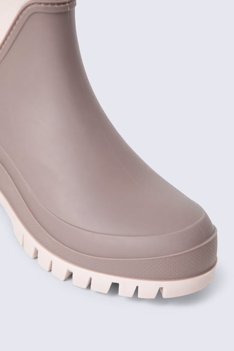 'Bailey' Women's Wellies Durable Rubber Outsole Moisture Wicking Comfy Rain Boots Taupe - Image 5