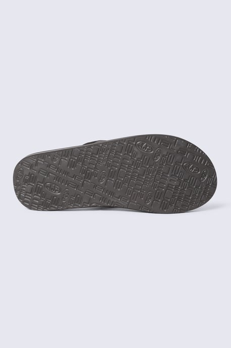 'Jekyl' Men's Flip Flops Lightweight Slip-on Sandals with Soft Padded Upper Straps Grey - Image 3