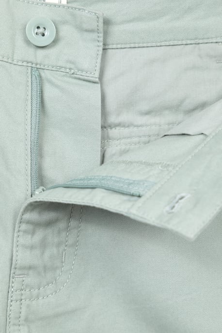 'Lakeside' Mens Twill Cotton Cargo Shorts With Multiple Pockets Olive - Image 4