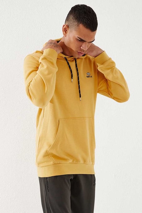 Men's Solid Hooded Sweatshirt With Pocket - Image 3