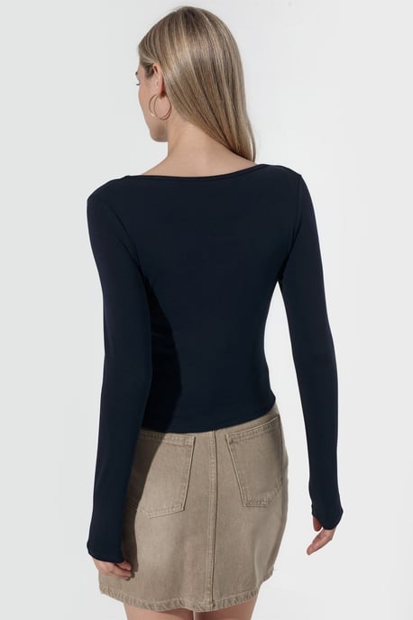 Fitted V-Neck Long Sleeve Blouse - Image 3
