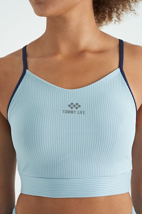Aansluitend Mouwloos Crop Sporttop - Image 5