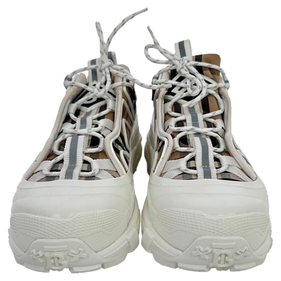 Burberry Arthur Vintage Check sneakers in beige canvas - Image 3