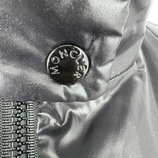 Moncler Zip-Up Shear-Lined Jacket in Black Polyamide - Image 4