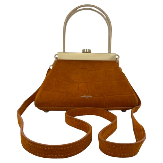 Cult Gaia Evening Crossbody-väska i ockrabrun mocka - Image 1