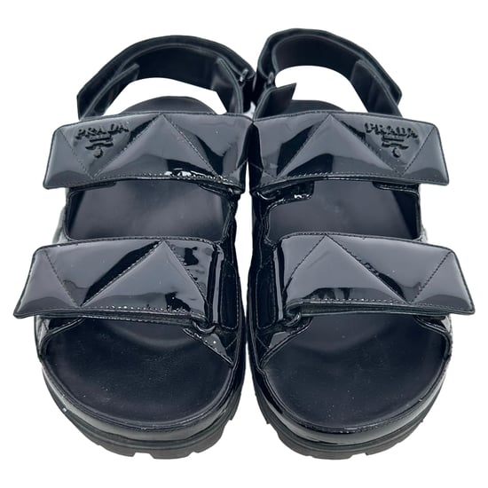 Prada Gequiltte Slingback Sport Sandalen in Zwart Lakleer - Image 4