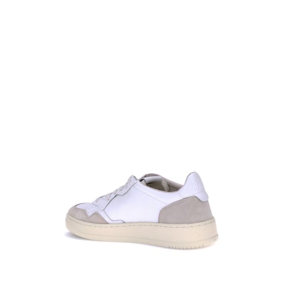 Autry White Calf Leather Bos Taurus Low Top Sneakers - Image 3