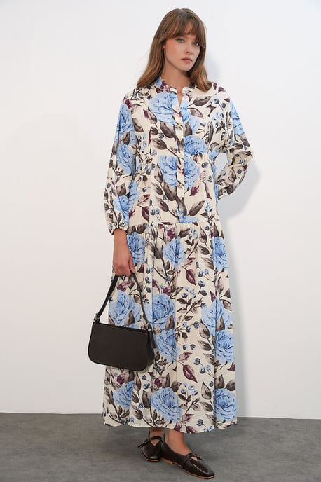 Floral Maxi Dress With Mandarin Collar - Image 2