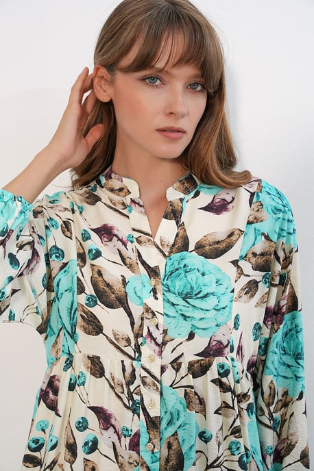 Floral Maxi Dress With Mandarin Collar - Image 5