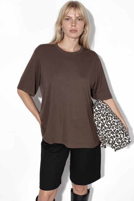 Oversized Crew Neck Ribbed T-Shirt - Image 1