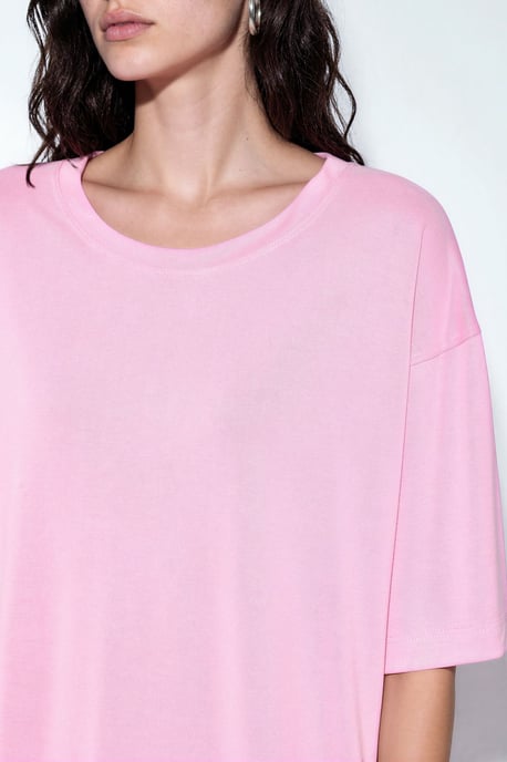 T-shirt met korte mouwen en slitsdetails op de ronde hals - Image 4