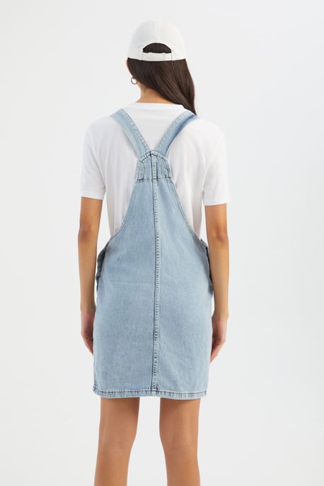 Denim Pinafore Mini Klänning med Fickdetalj - Image 5