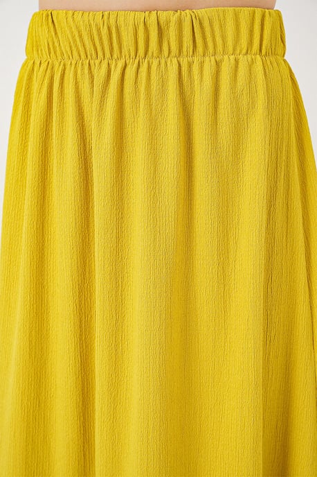 Textured Maxi Knit Skirt with Elastic Waist - Image 6