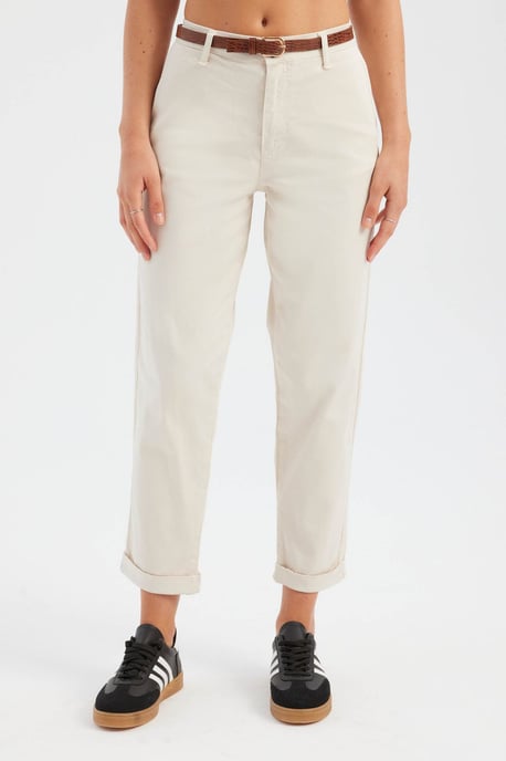 Cotton High Waist Carrot fit Trousers with a Belt - Image 3