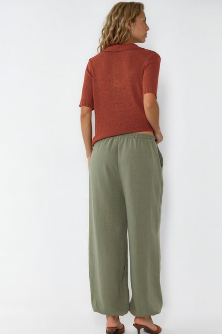 Women's Textured Polyester Jogger Pants - Image 3