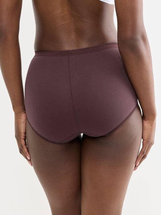 Basic+ Maxi 3 Pack Briefs - Image 3
