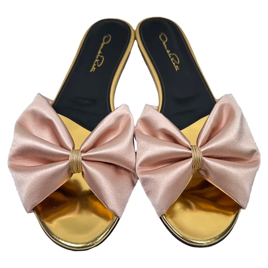 Oscar De La Renta – Rosa satin med rosettdetaljer - Image 3