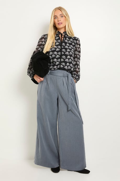 Petite Printed Shirred Neck Blouse - Image 4
