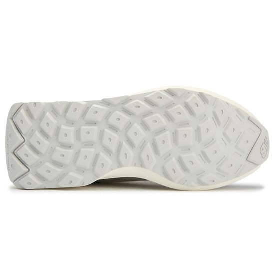 New Balance 370 Trainers - Image 4
