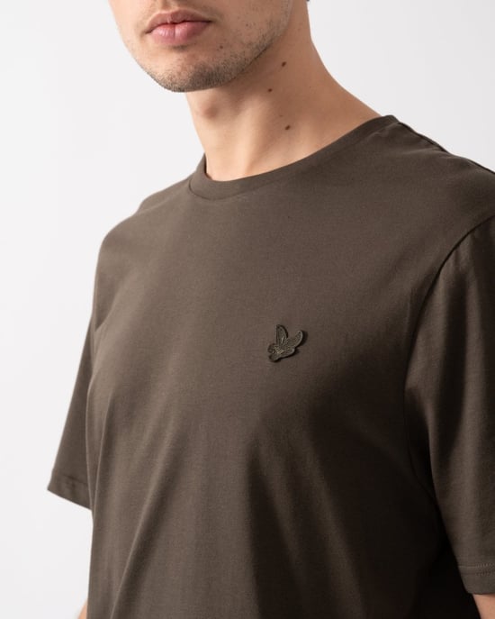 Lyle & Scott Tonal Eagle Form Grön T-shirt - Image 2