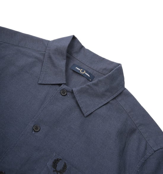 Men's Fred Perry Pocket Detail Oxford Short Sleeve Shirt in Navy - Image 3