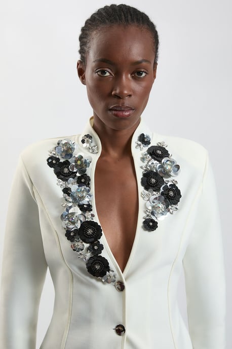 Embellished Figure Form Fitted Blazer Jacket - Image 2