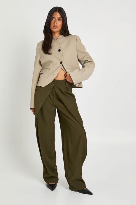 Wrap Pleat Detail Barrel Leg Trousers - Image 3