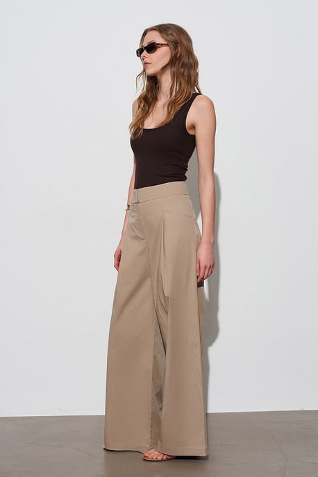 Slim Fit Sleeveless Jersey Cami Blouse - Image 1