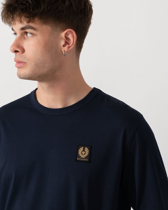 Regular Fit Long Sleeve Logo Detail T-Shirt in Navy - Image 4