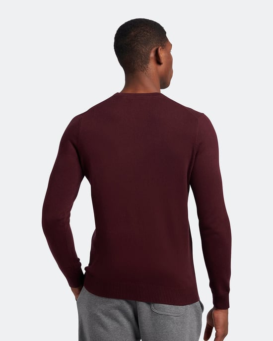 Lyle & Scott Bomull Merino Crew Neck Jumper i Burgundy - Image 3