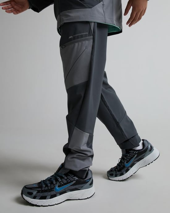 Junior Deflect 2.0 Woven Running Pant - Image 2