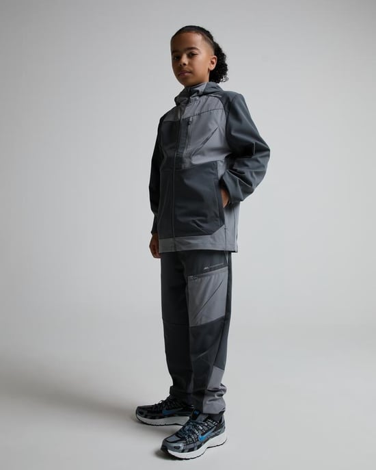 Junior Deflect 2.0 Woven Running Jacket - Image 1