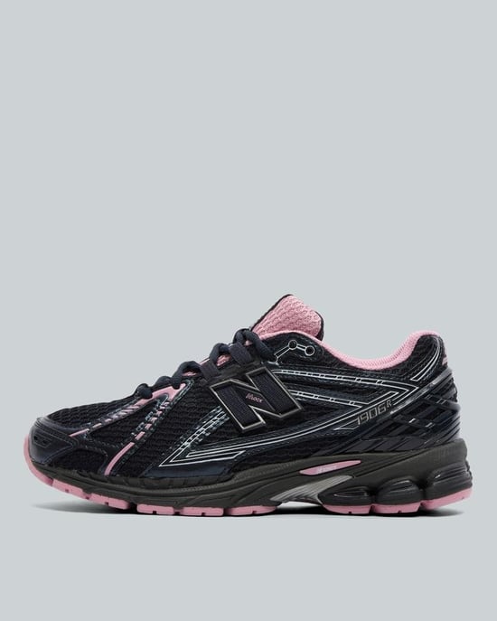 Womens 1906R Trainer - Image 1