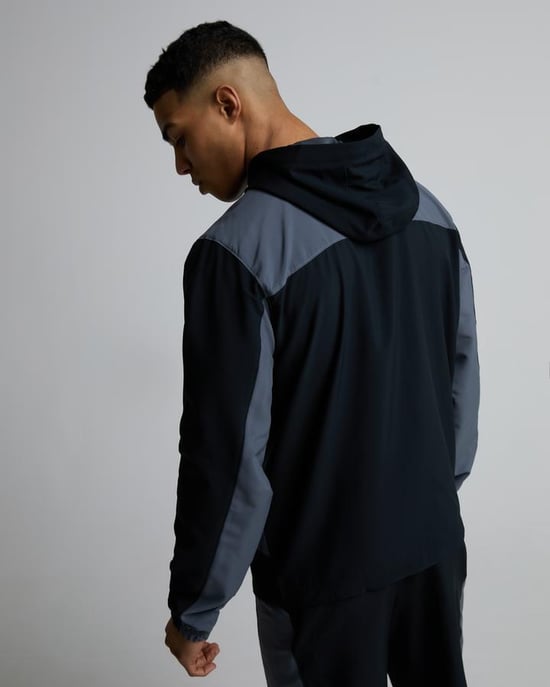 UA Tech Sport Woven Jacket - Image 3