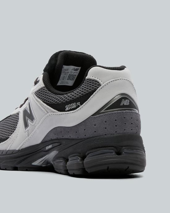 2002R Trainer - Image 5