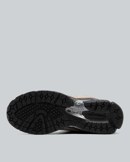 2002R Trainer - Image 4