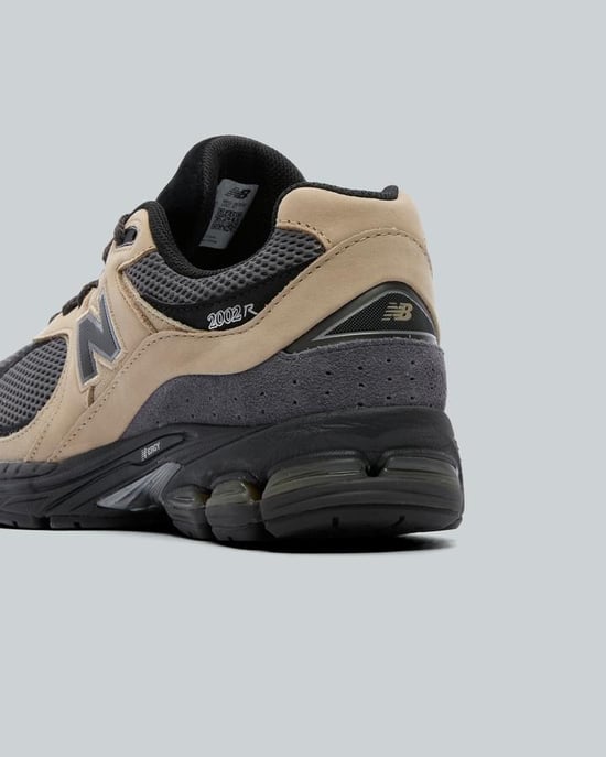 2002R Trainer - Image 5