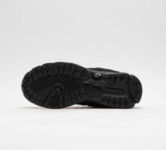 2002R Trainer - Image 5