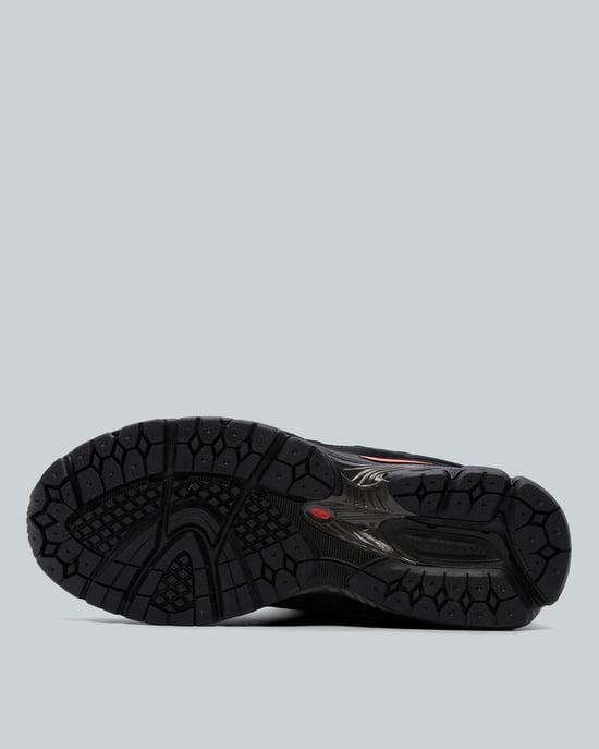 2002R Trainer - Image 4