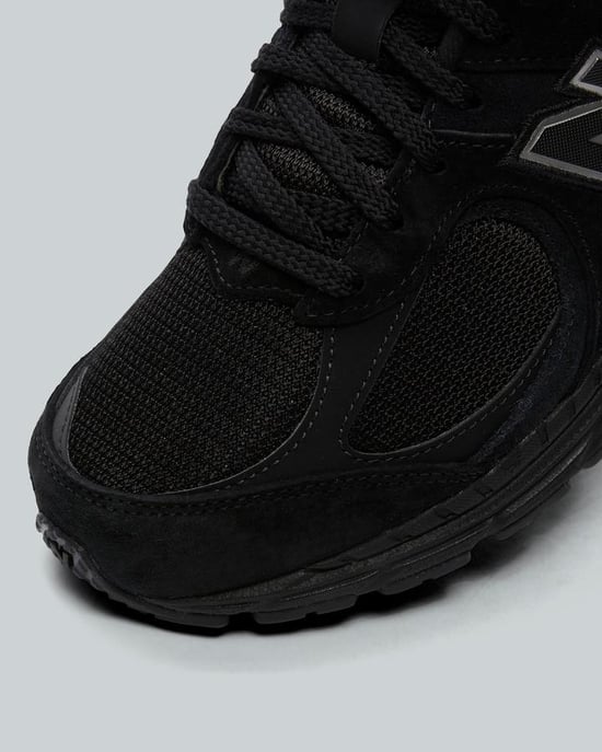 2002R Trainer - Image 5