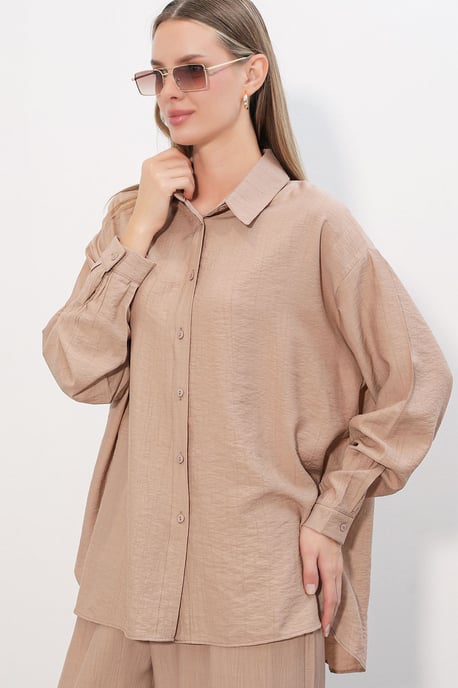 Textured Button-Up Long Sleeve Shirt - Image 2