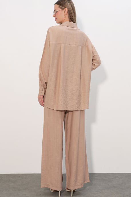 Textured Button-Up Long Sleeve Shirt - Image 6