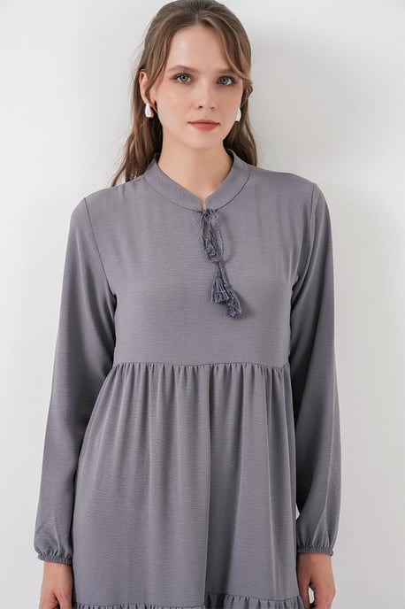 Maxi Dress with Bow Detail - Image 4