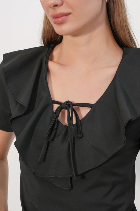 Fleurige Knoop-Voorkant Crop Top - Image 4