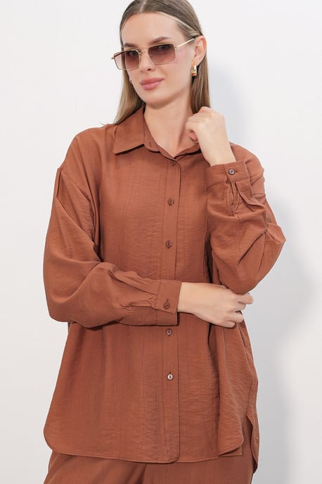 Textured Button-Up Long Sleeve Shirt - Image 2