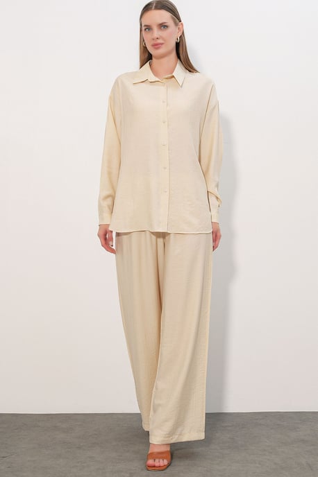 Textured Button-Up Long Sleeve Shirt - Image 1