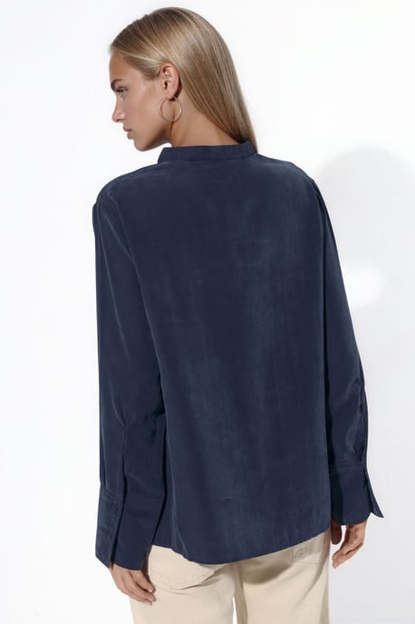 Women's Tencel-Blend Shirt - Image 3